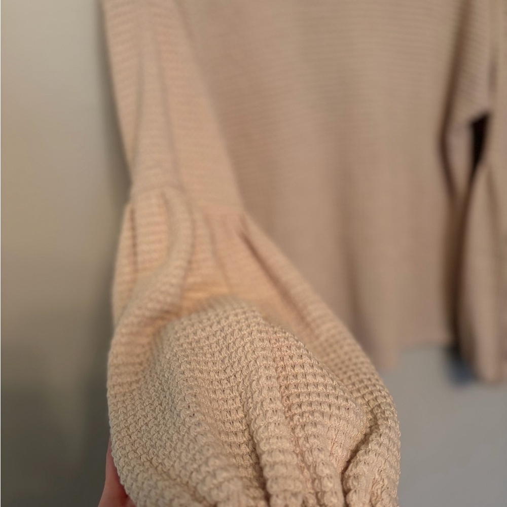 Elegant Beige Knit Sweater